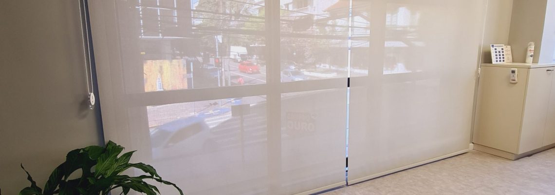 Rolô Screen está disponível em diversos níveis de transparêcia