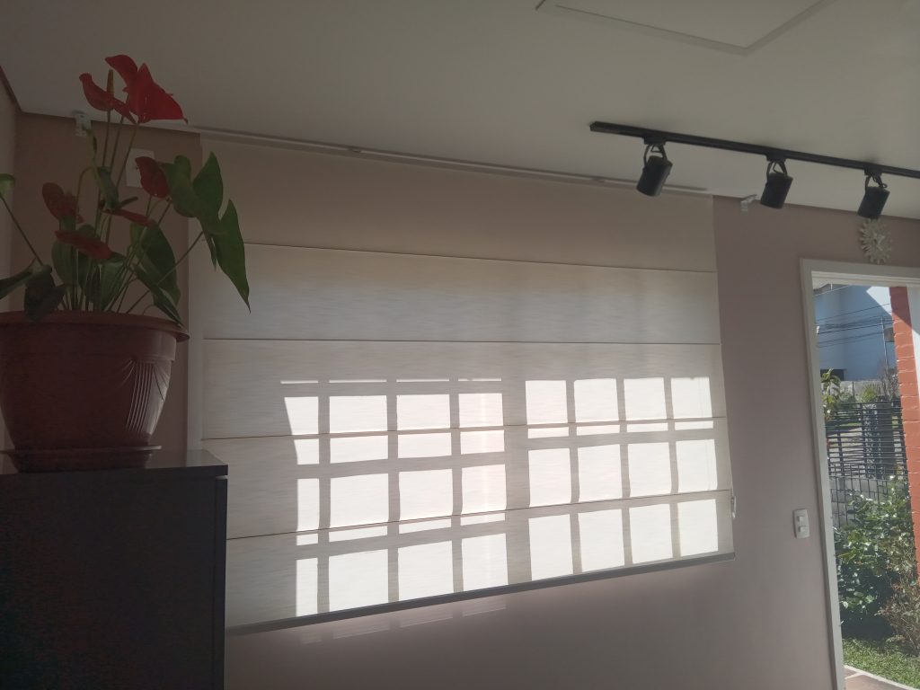 Cortina para alérgicos, entenda como é possível